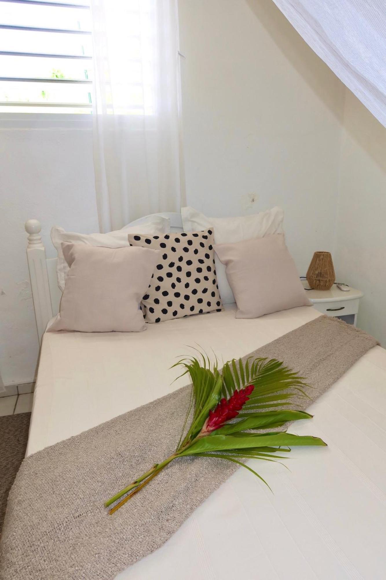 Villa Sunrise Deshaies Exterior foto